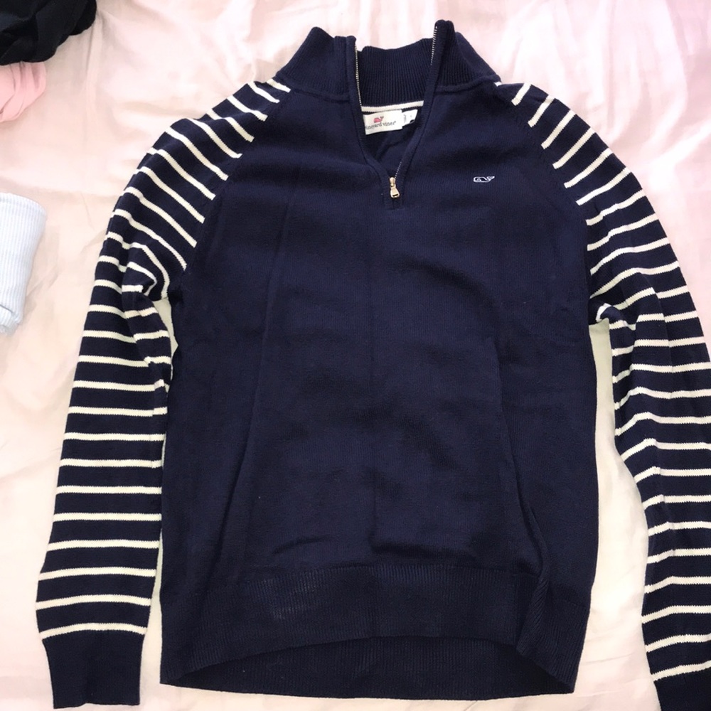 Vineyard vines sweater